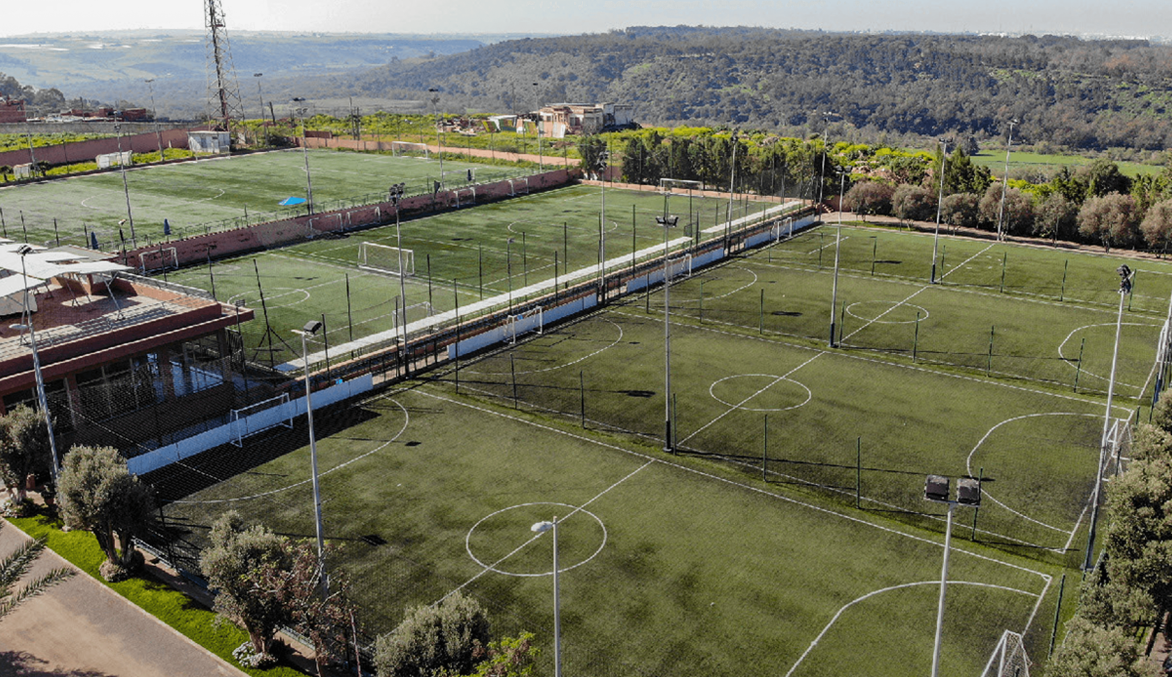 Vue aérienne des terrains de football Lanoria Club
